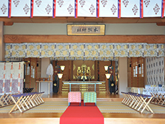 本牧神社神前結婚式様子